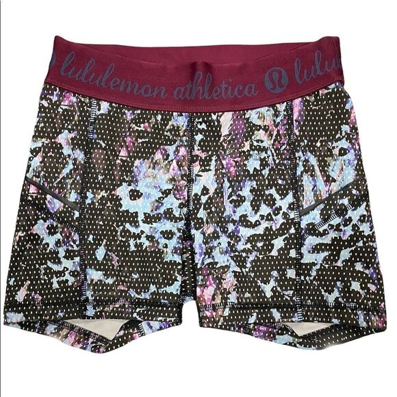 Lululemon What The Sport Short Floral Sport Tranquil Blue Multi / Dashing Purple - Picture 5 of 10